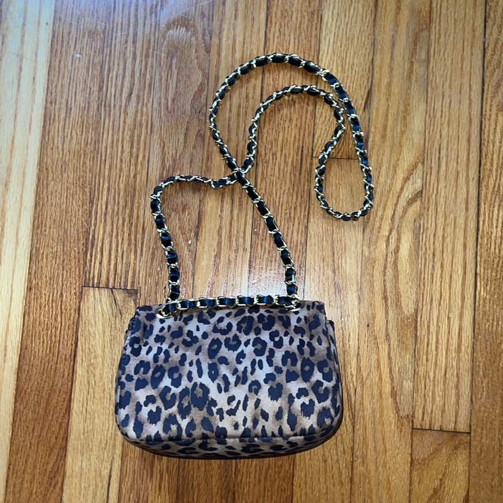 Leopard Shoulder Bag - Picture 3 of 7